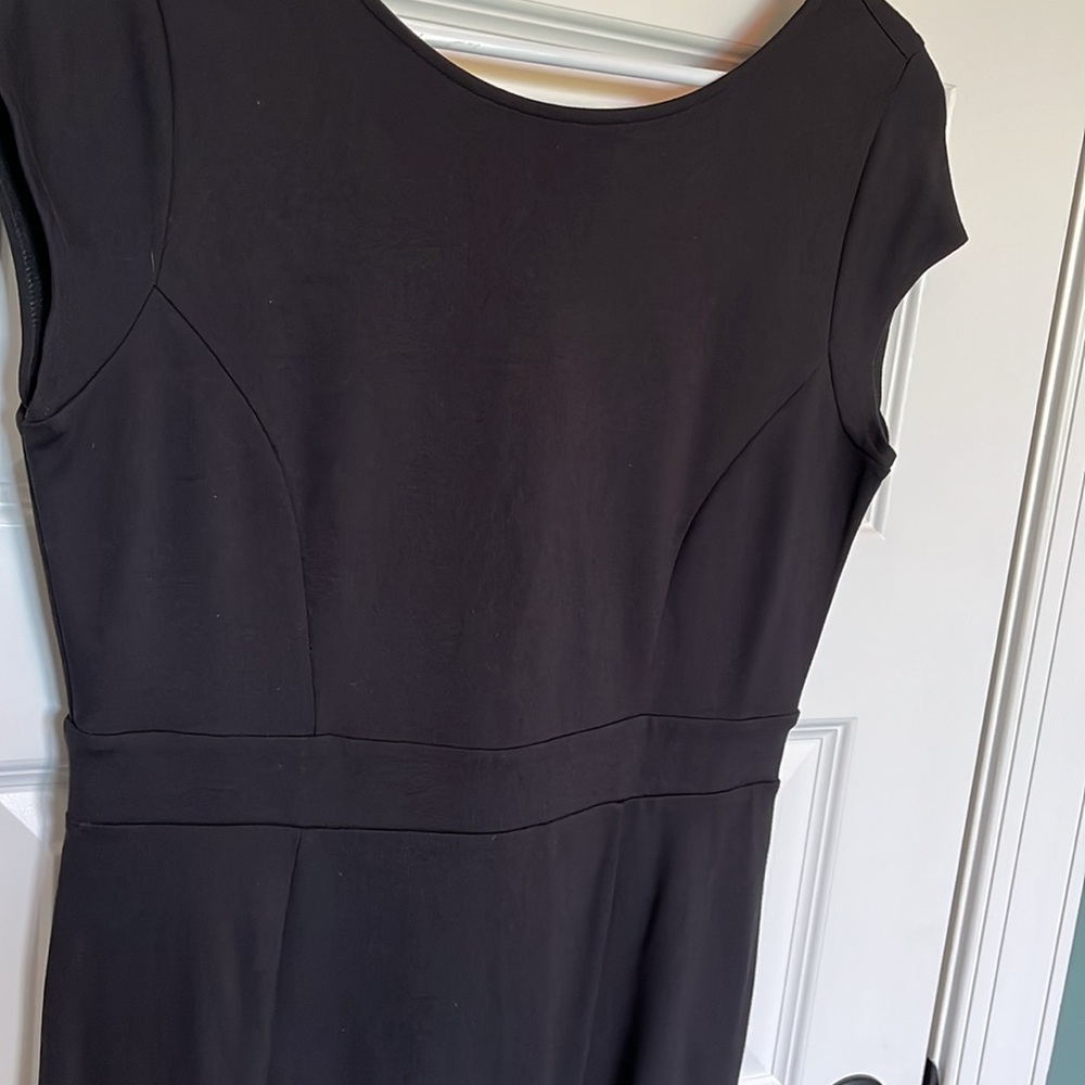 Perfect LBD - Picture 2 of 6